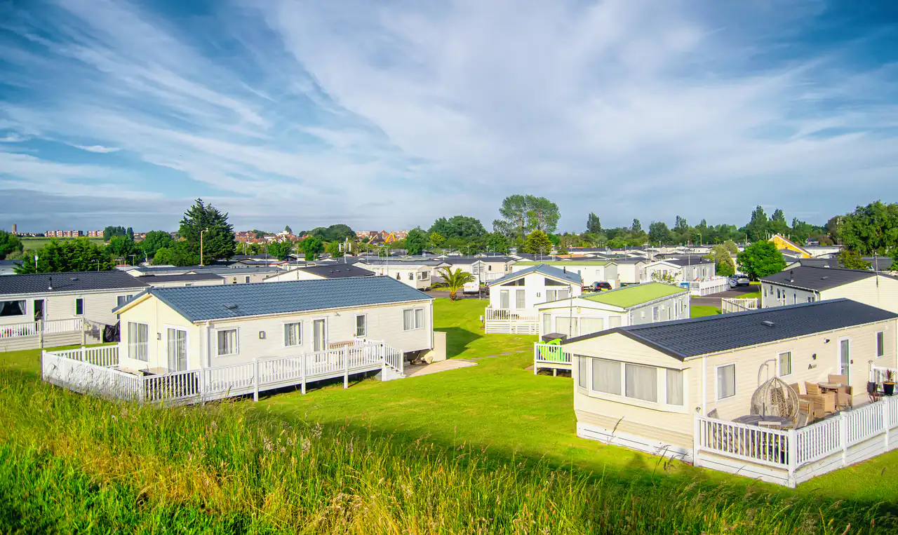 Static caravans on a quiet pitch at Chertsey Caravan Park